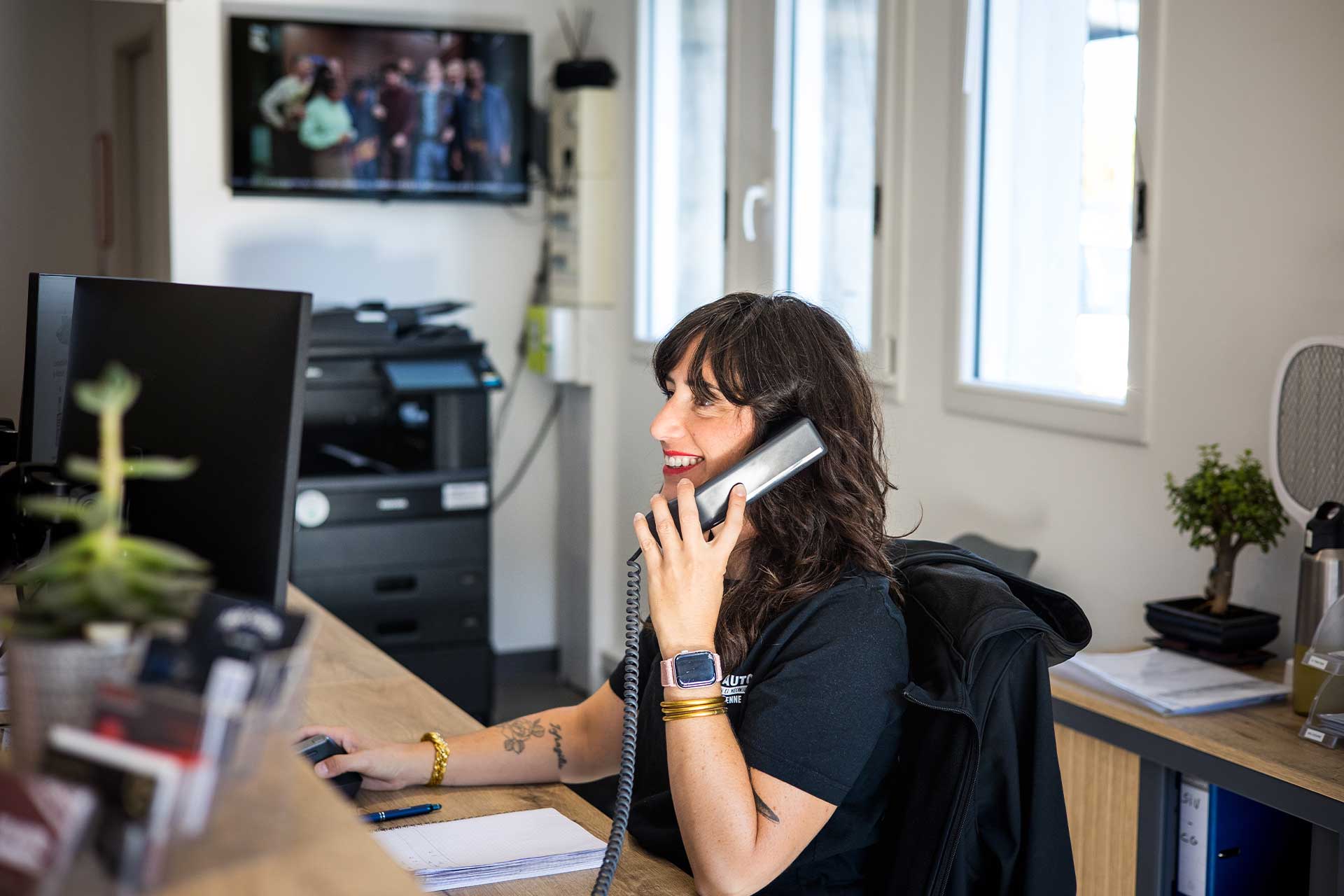 Accueil téléphonique à l'espace client du garage RT Auto