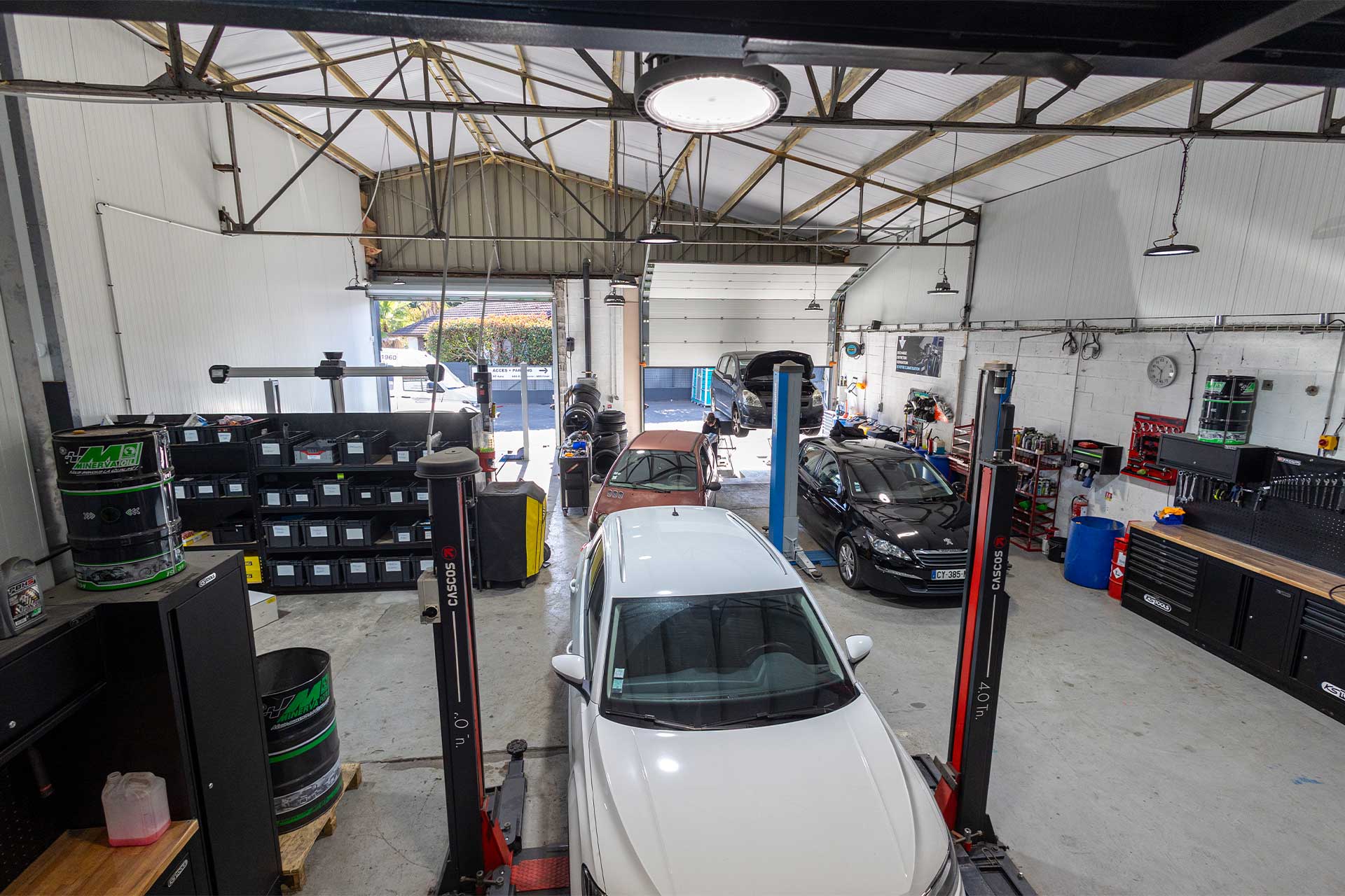 Vue d'ensemble de l'atelier mécanique RT Auto